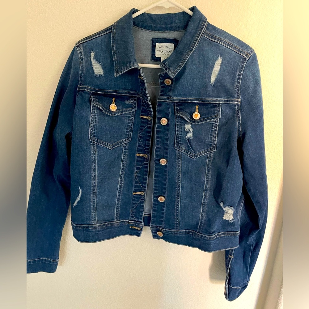 Blue denim button up jean jacket for women